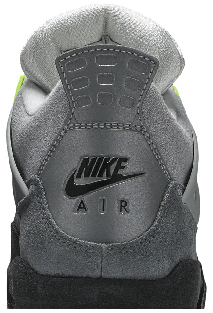 Air Jordan 4 Retro SE 95 Neon