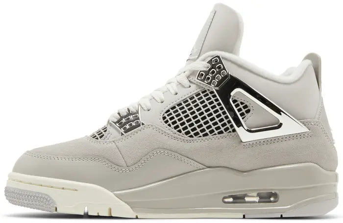 Air Jordan 4 Retro Frozen Moments
