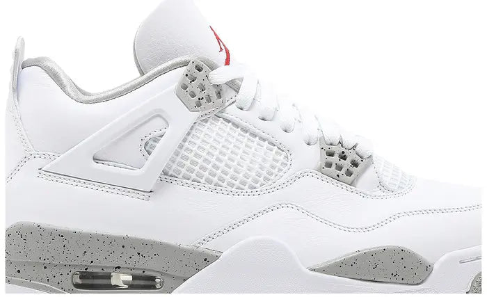 Air Jordan 4 Tech White (White Oreo)