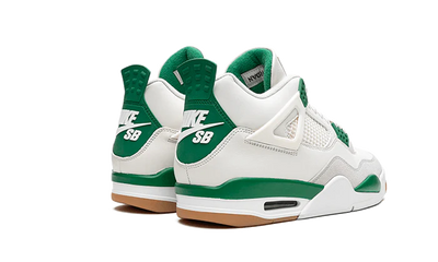 Air Jordan 4 Retro SB Pine Green