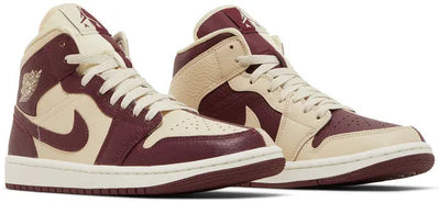 Air Jordan 1 Mid Split Beach Cherrywood Red