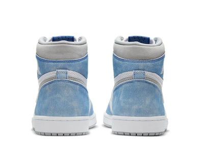 Air Jordan 1 Retro High OG Hyper Royal