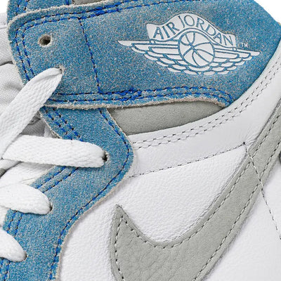 Air Jordan 1 Retro High OG Hyper Royal
