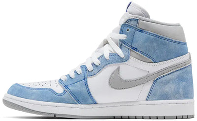 Air Jordan 1 Retro High OG Hyper Royal
