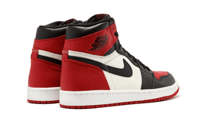 Air Jordan 1 Retro High Bred Toe